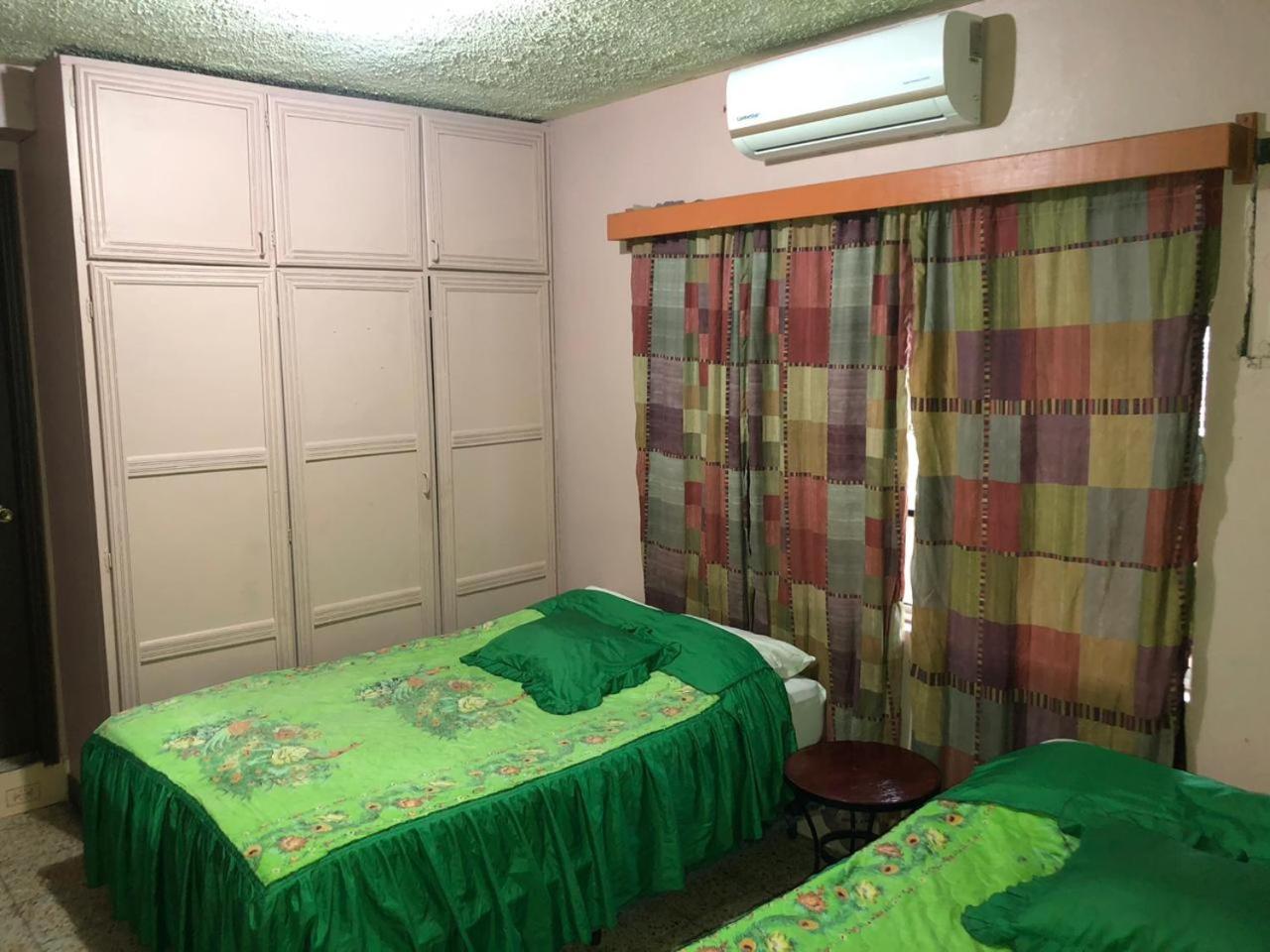 Hotel Guest House Inn サン・ペドロ・スーラ エクステリア 写真